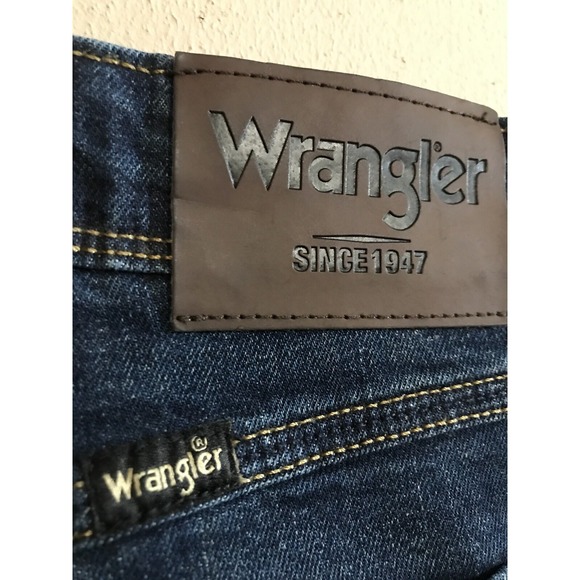2- Wrangler Men's Classic W Back Pockets 5 Pocket Jeans Cotton Regular Fit 40x32 - Picture 9 of 11